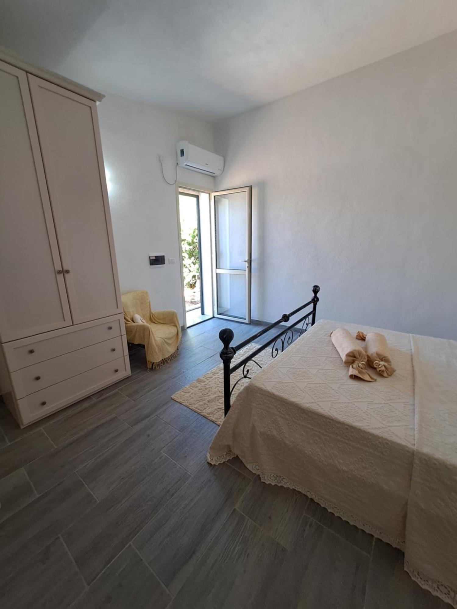 B&B Li Salcuneddi Aglientu Zewnętrze zdjęcie