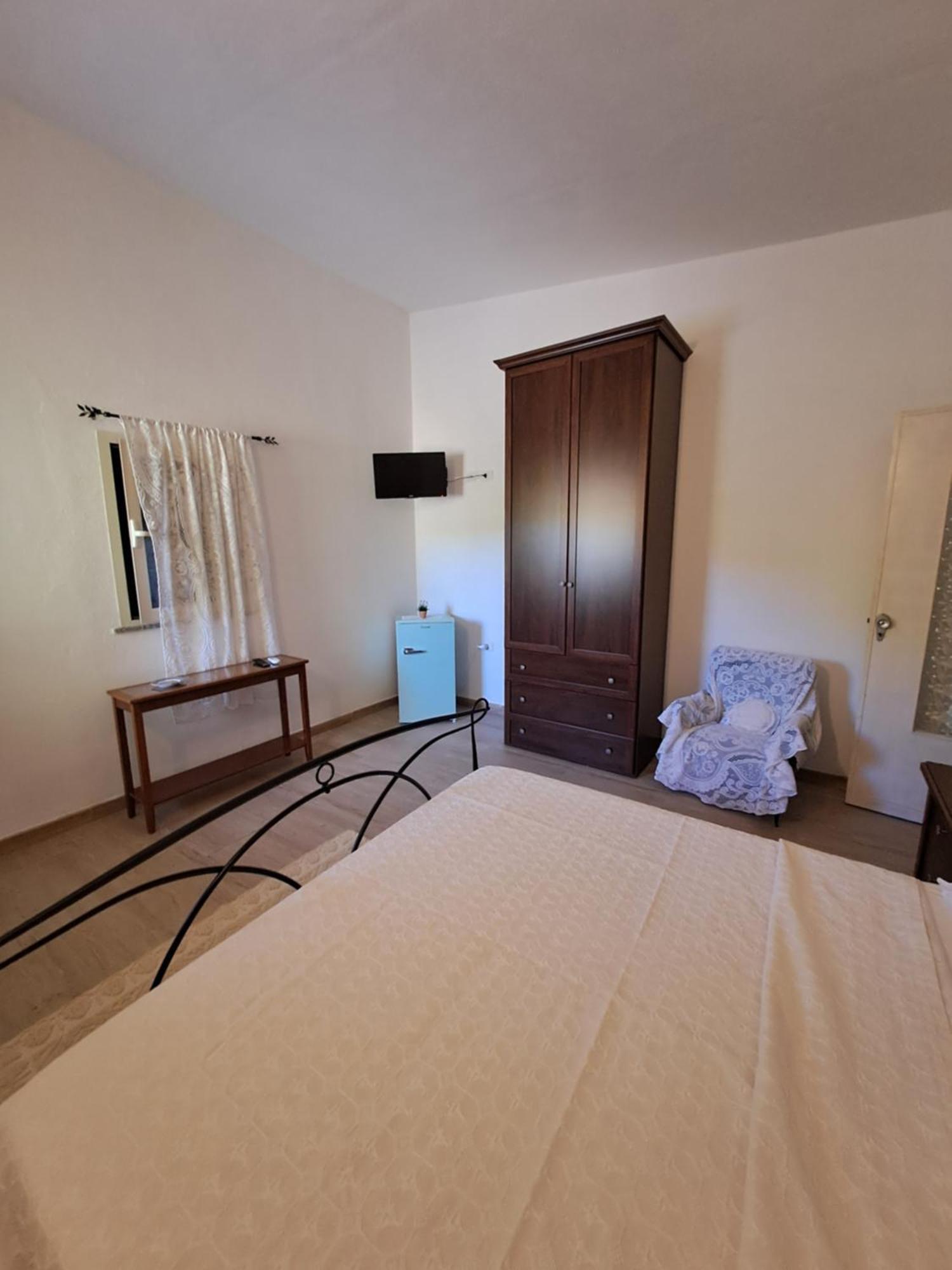 B&B Li Salcuneddi Aglientu Zewnętrze zdjęcie